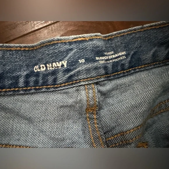 Old Navy Classic Blue Denim Jeans - Picture 3 of 6